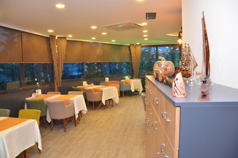 Otel Grand Lark イスタンブール エクステリア 写真