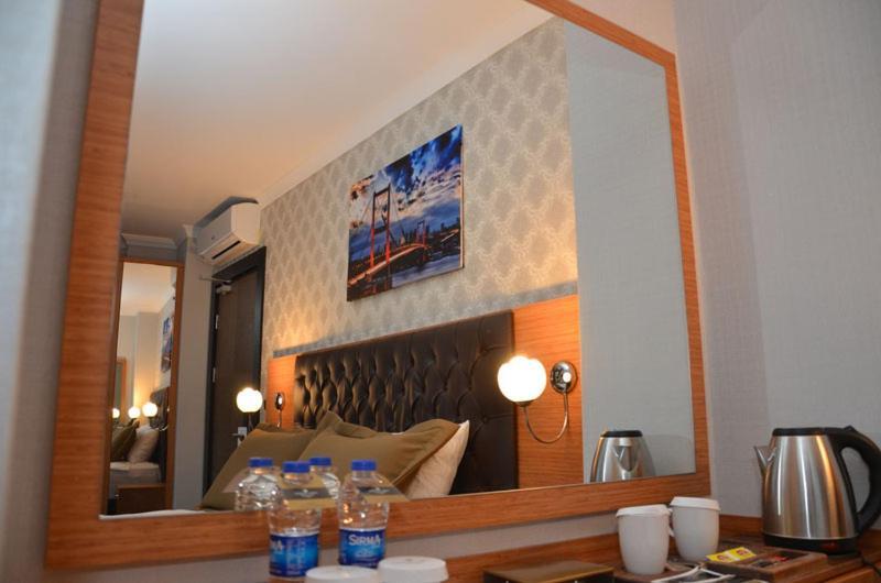 Otel Grand Lark イスタンブール エクステリア 写真