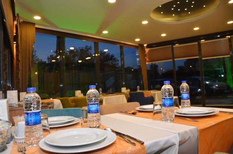 Otel Grand Lark イスタンブール エクステリア 写真