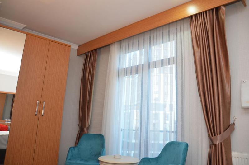 Otel Grand Lark イスタンブール エクステリア 写真