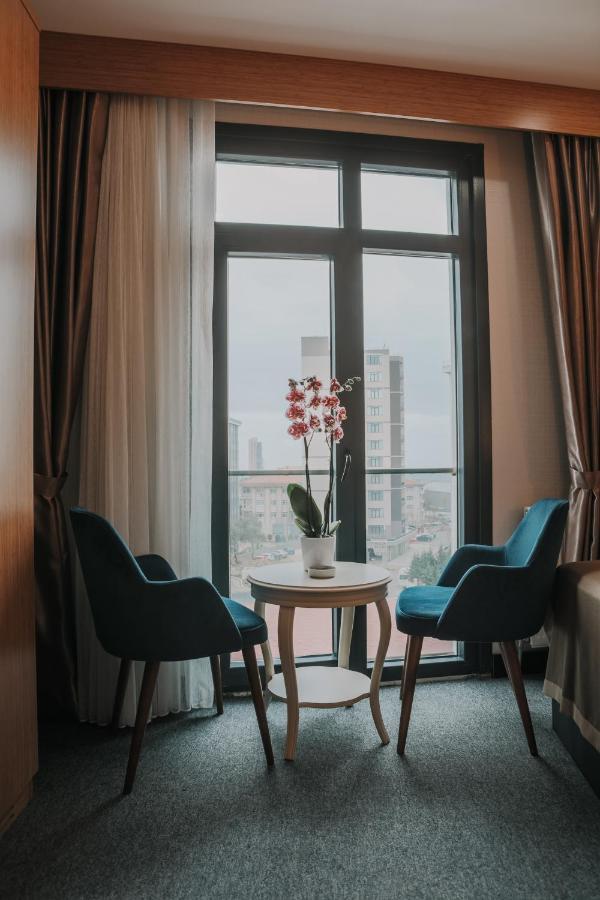 Otel Grand Lark イスタンブール エクステリア 写真