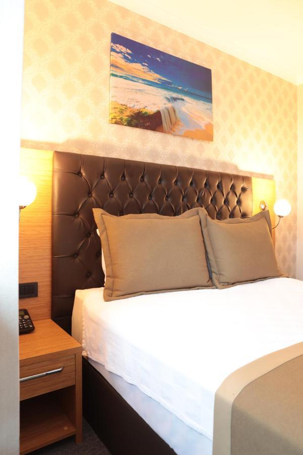 Otel Grand Lark イスタンブール エクステリア 写真