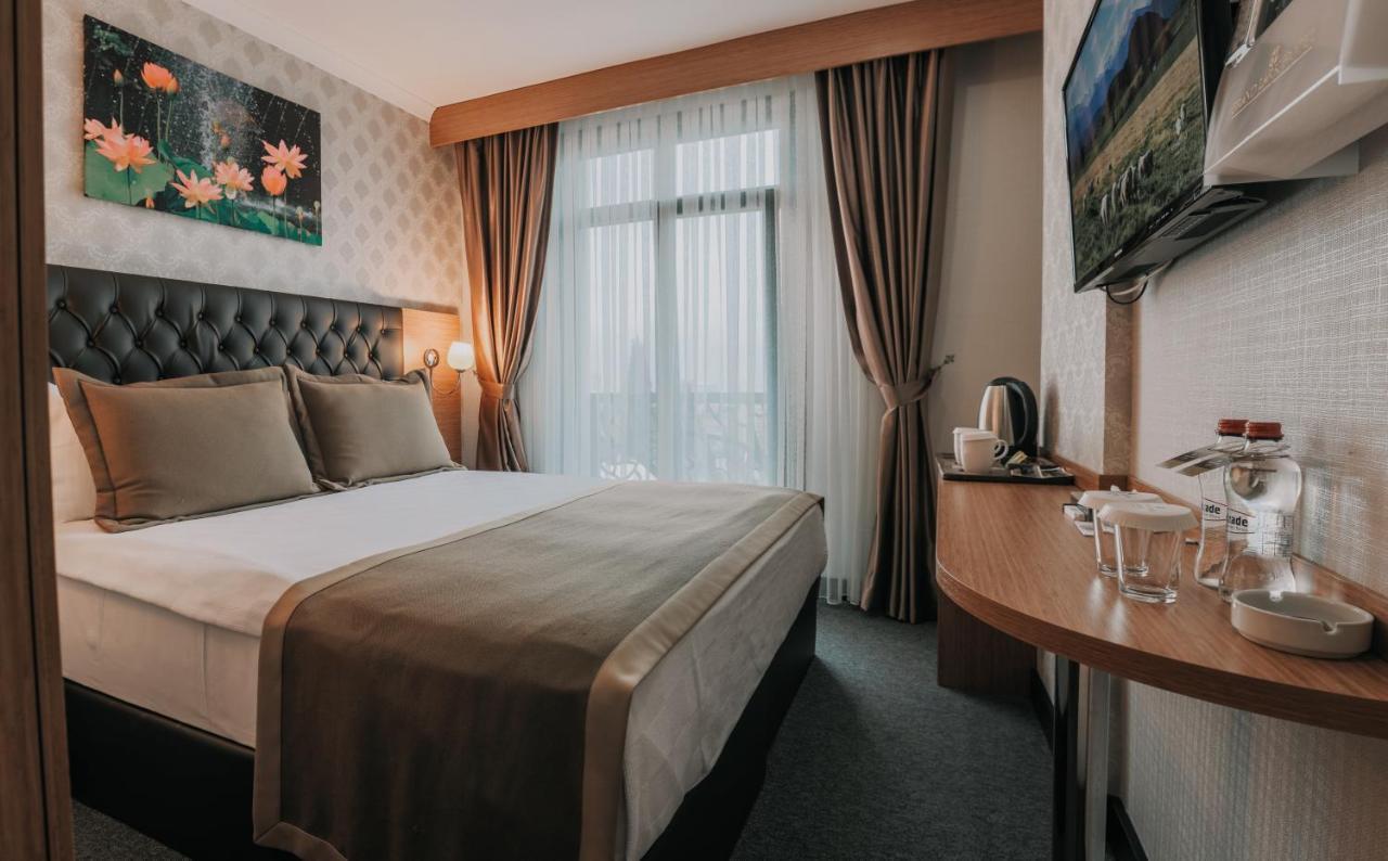 Otel Grand Lark イスタンブール エクステリア 写真